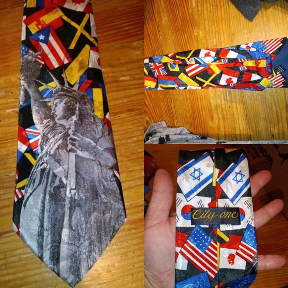 Fun with Flags Tie! - Picture 2 of 2